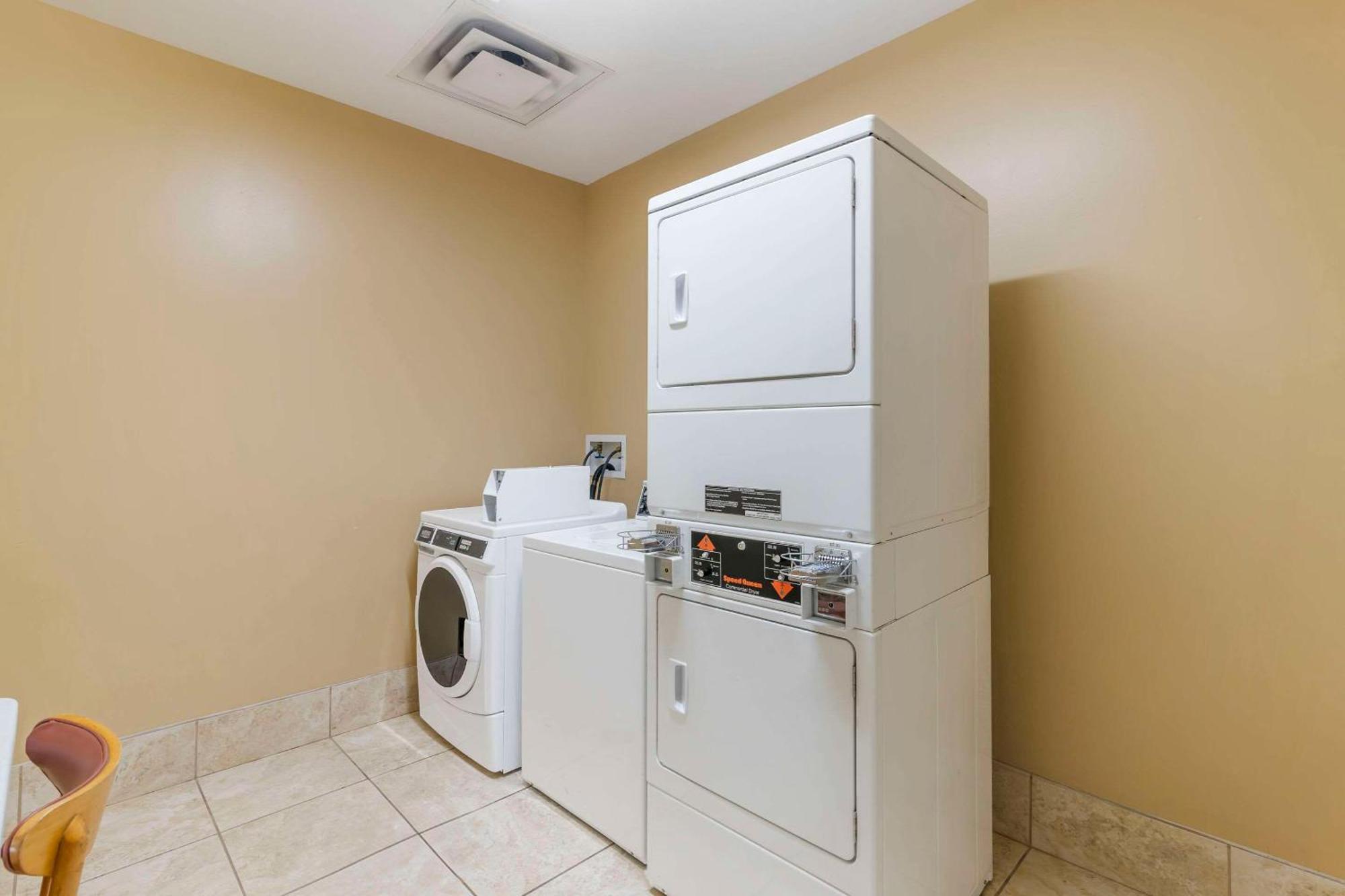 Comfort Inn & Suites Tifton Extérieur photo
