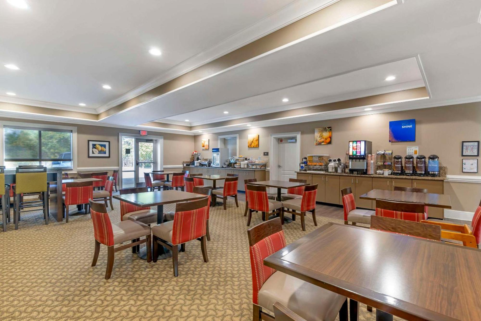 Comfort Inn & Suites Tifton Extérieur photo