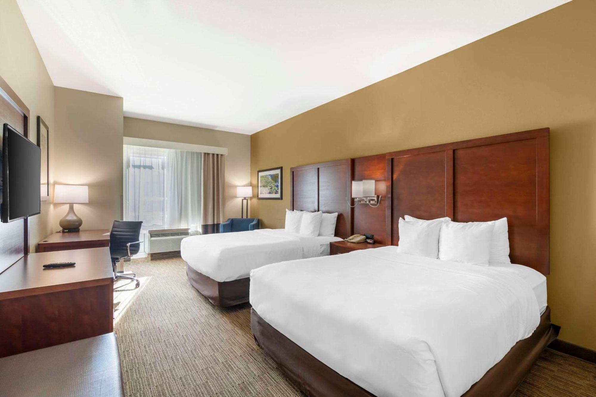Comfort Inn & Suites Tifton Extérieur photo