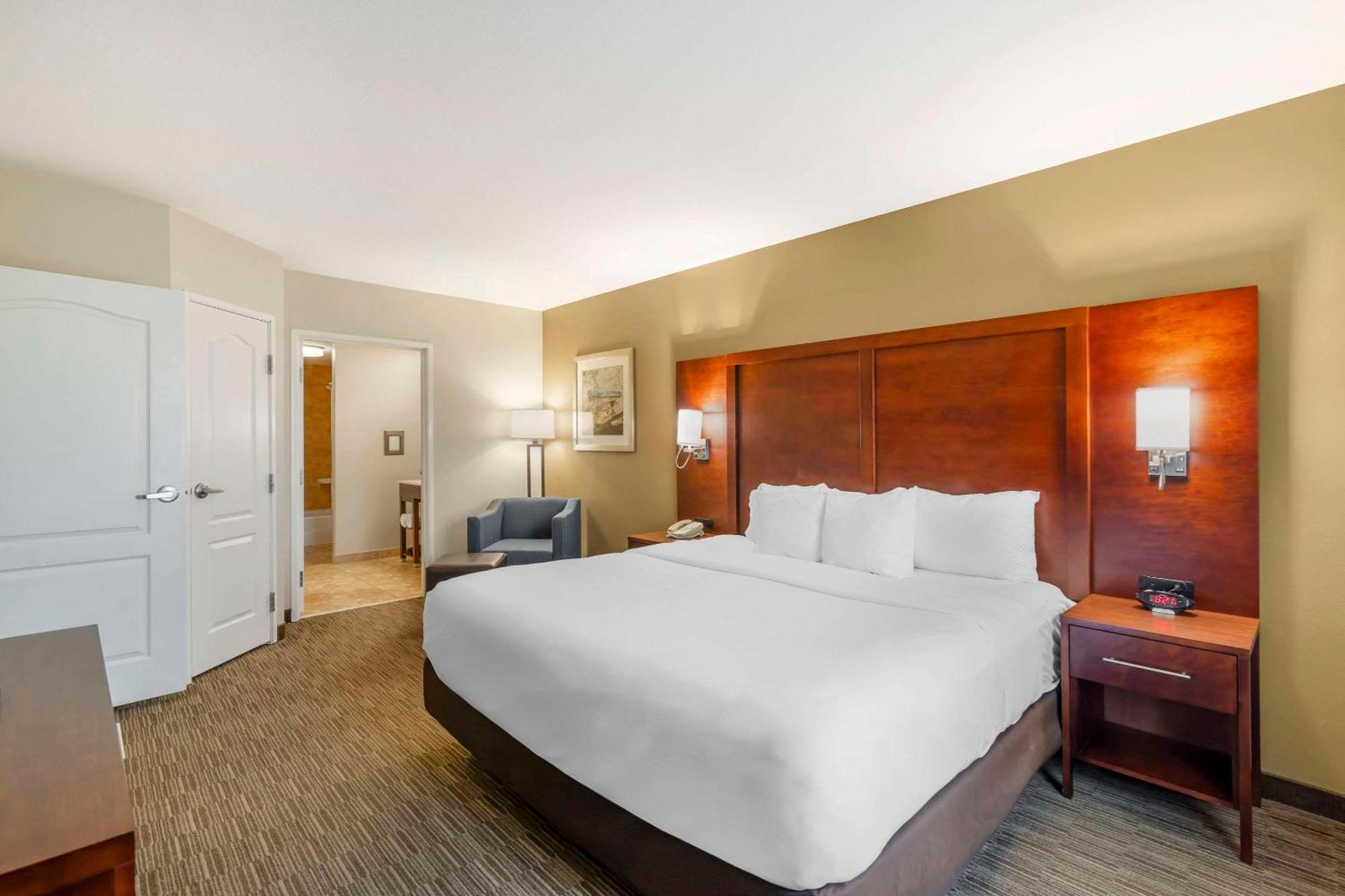 Comfort Inn & Suites Tifton Extérieur photo
